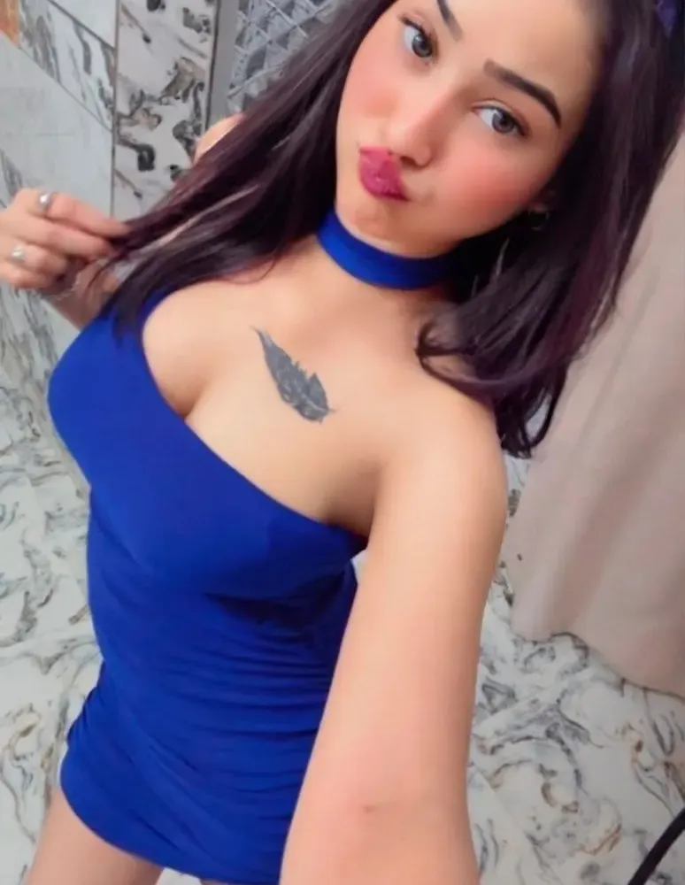 Eesha Malhotra, verified companion in BKC