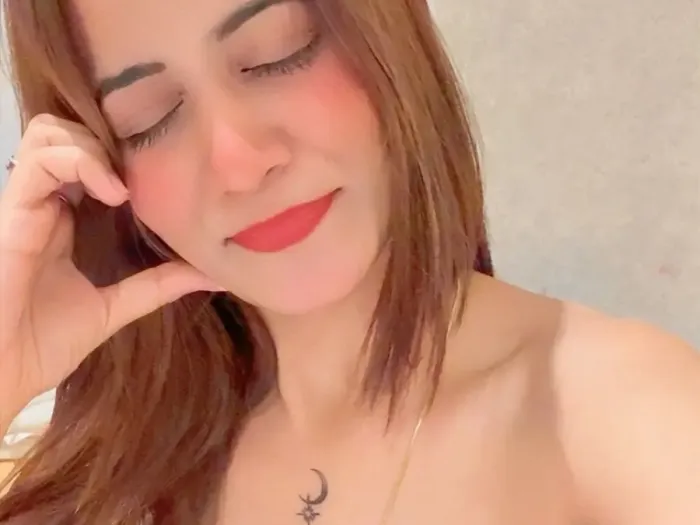 Kaira Malhotra, escort model in Thane